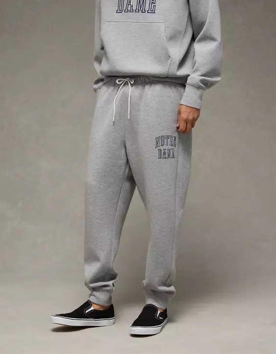 AE 24/7 Notre Dame Fighting Irish Graphic Jogger - Image 5