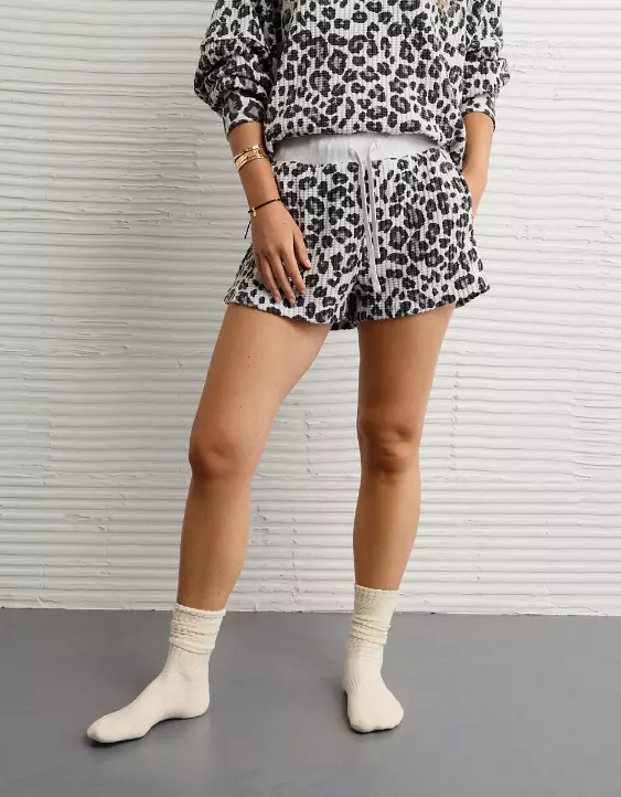 AE High-Waisted Big Hug Waffle Short - Image 5