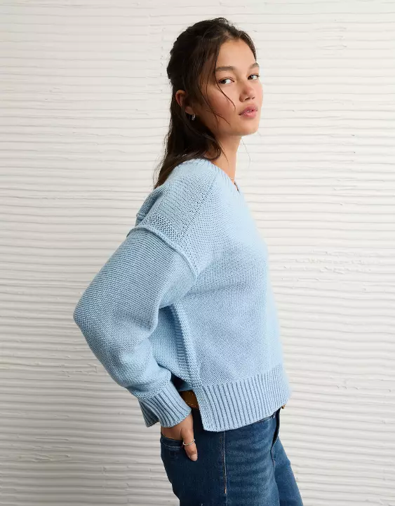 AE Long Weekend V-Neck Sweater - Image 6