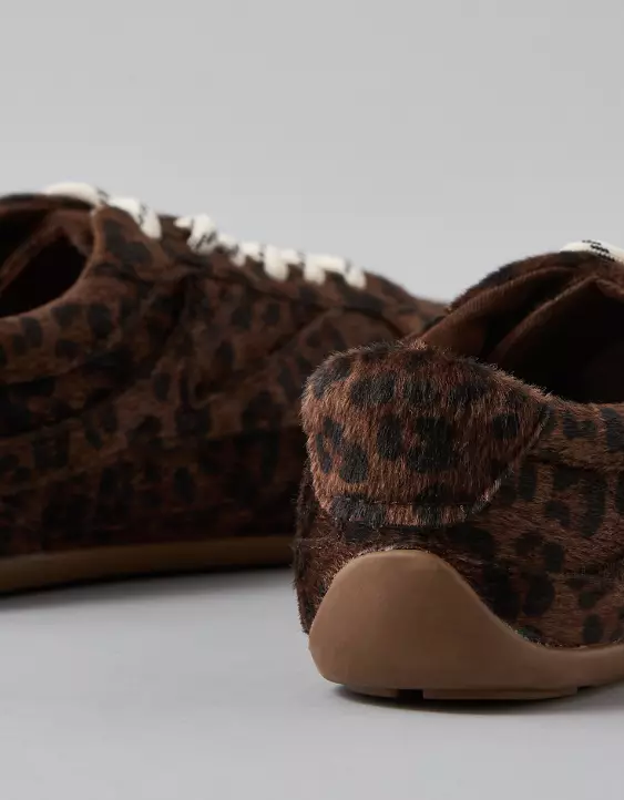 AE Low Retro Sneaker - Image 4