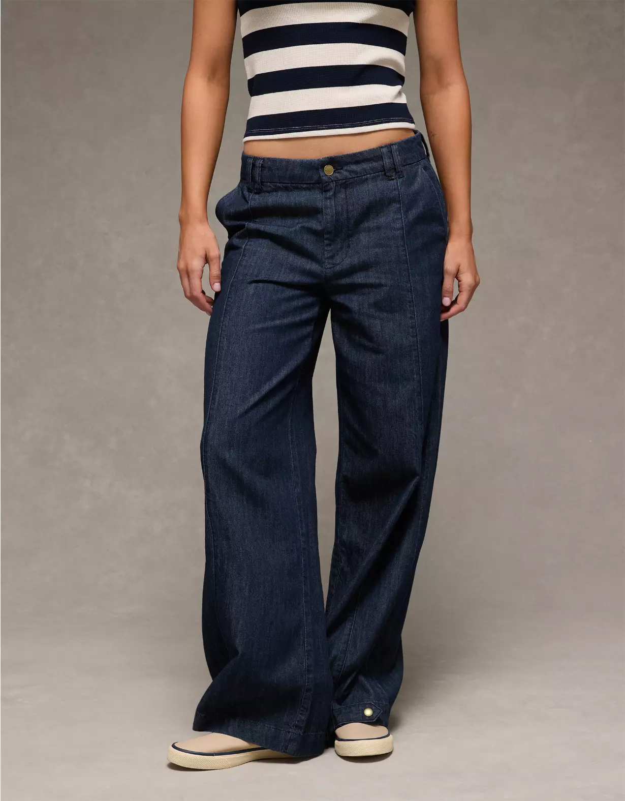 AE Baggy Wide-Leg Trouser
