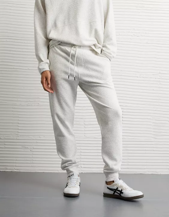 AE 24/7 Textured Fleece Jogger - Image 5