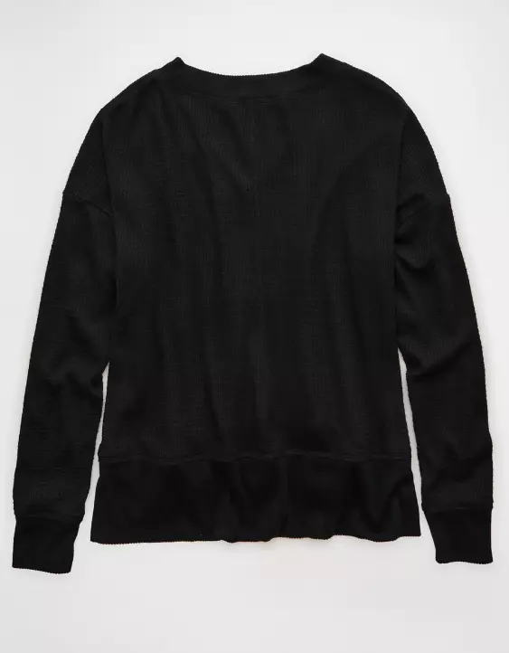 AE Long Sleeve V-Neck Plush T-Shirt - Image 4