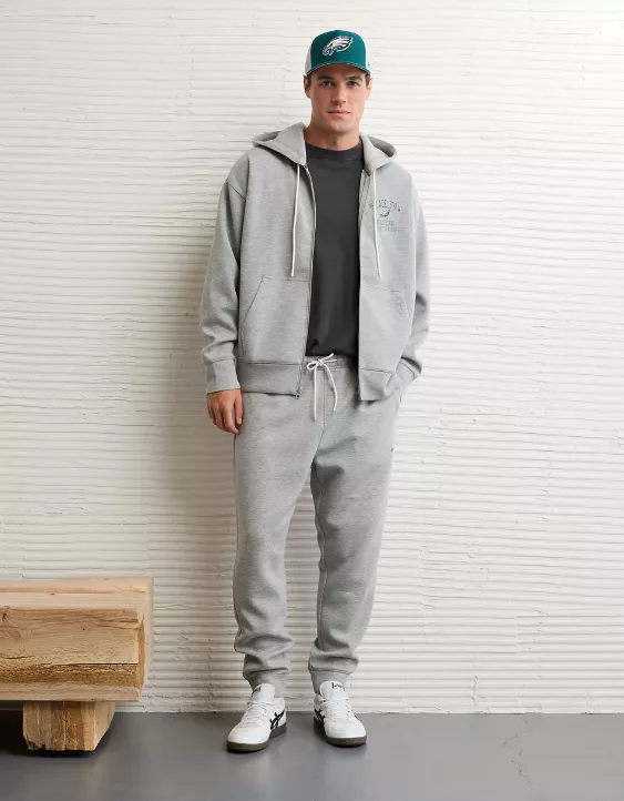 NFL Philadelphia Eagles Graphic Zip-Up Hoodie - Image 5