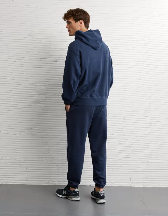 AE Laidback Luxe Heavyweight Sweatpant - Image 3