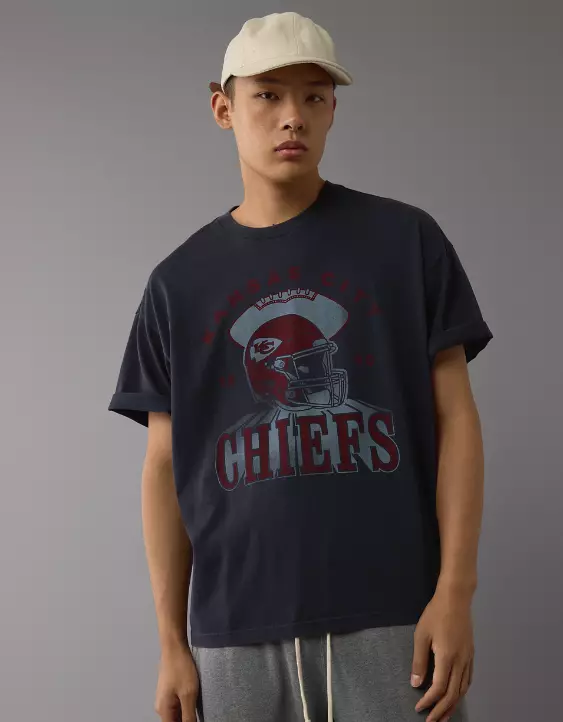 NFL Boxy Kansas City Chiefs Graphic T-Shirt - Image 5